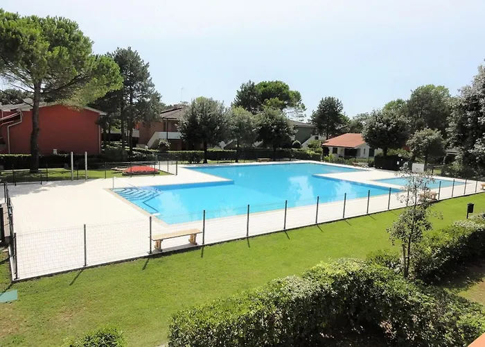Daire Bright Flat With Pool And Balcony Bibione
